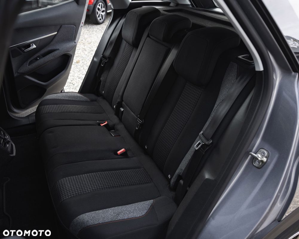 Peugeot 3008 - 21