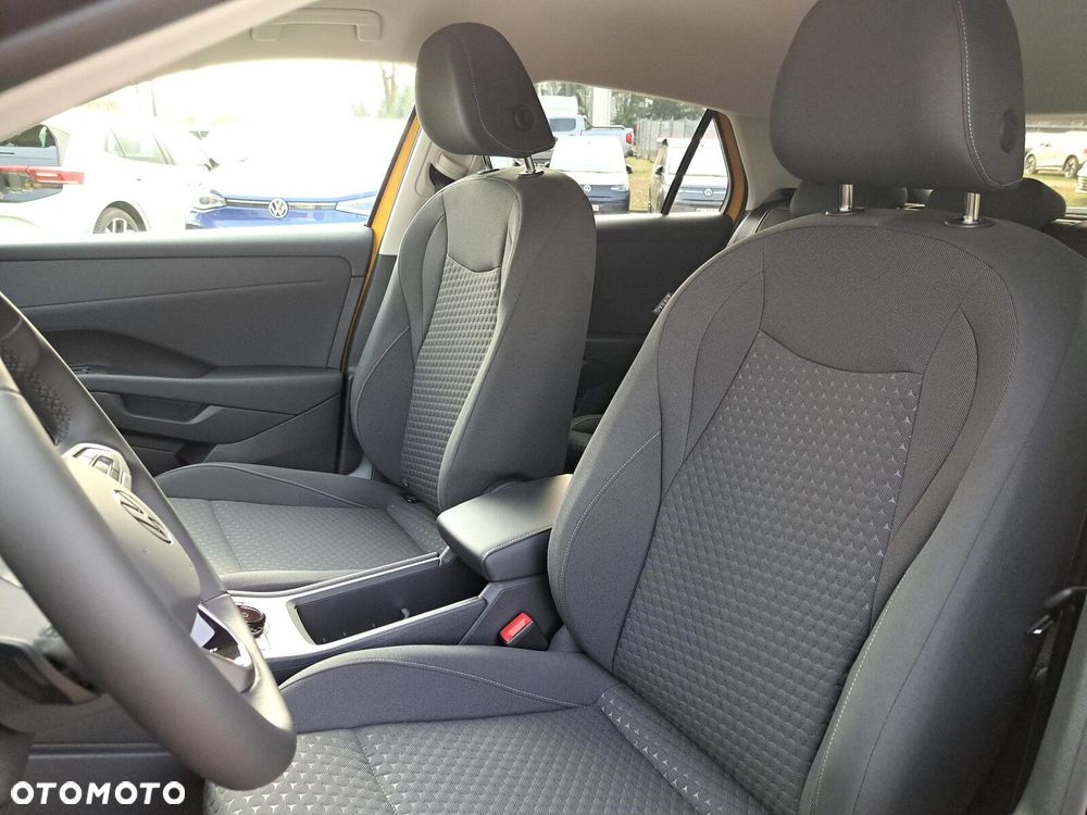 Volkswagen T-Roc 1.5 eTSI Life DSG - 18