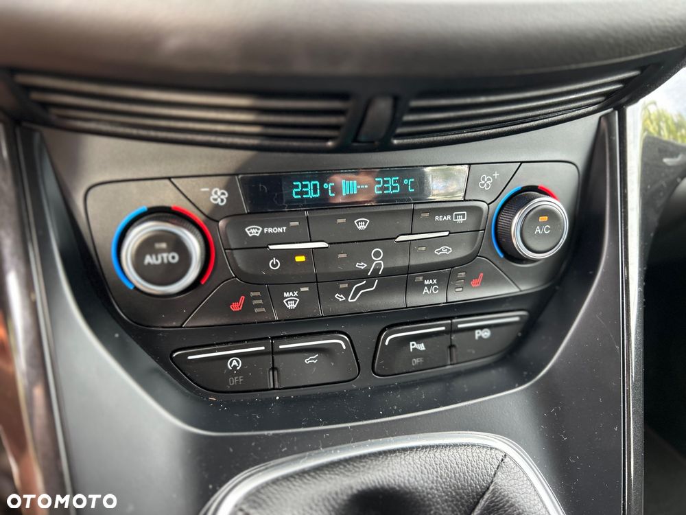 Ford Kuga 2.0 TDCi 4x4 ST-Line - 17