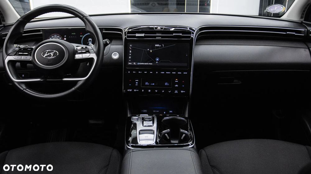 Hyundai Tucson 1.6 T-GDi HEV Executive 2WD - 16