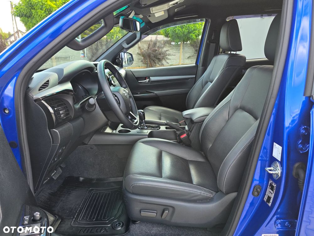 Toyota Hilux 2.8 D-4D Double Cab Invincible 4x4 - 24