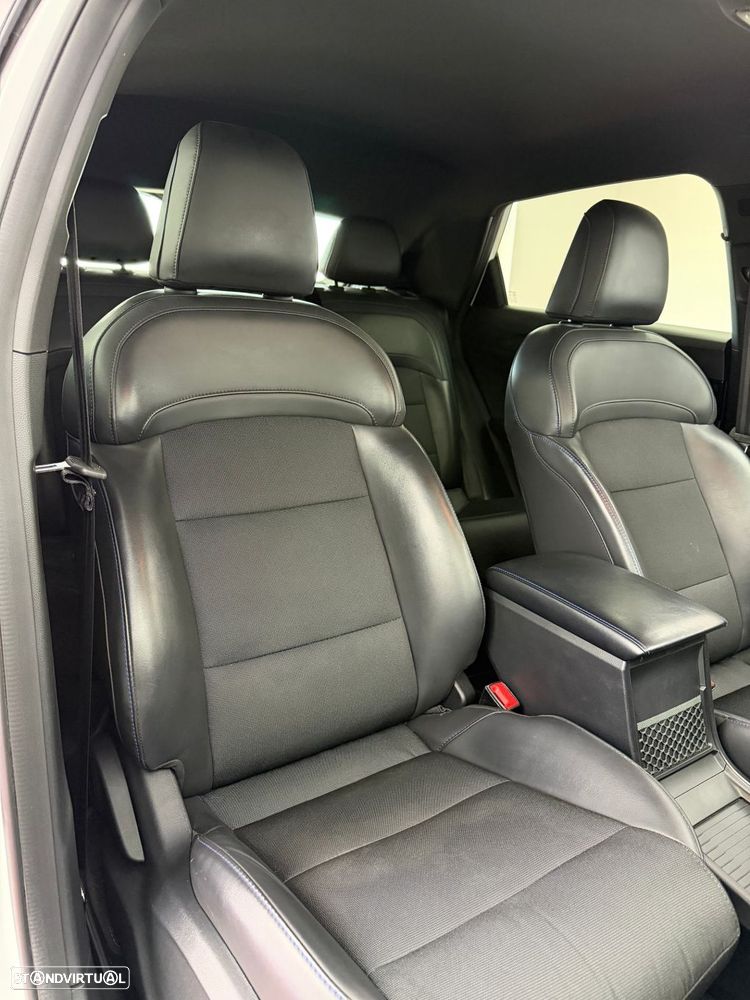 MG MG4 64 kWh Luxury - 16
