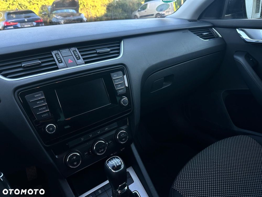 Skoda Octavia 2.0 TDI Sport Edition - 13