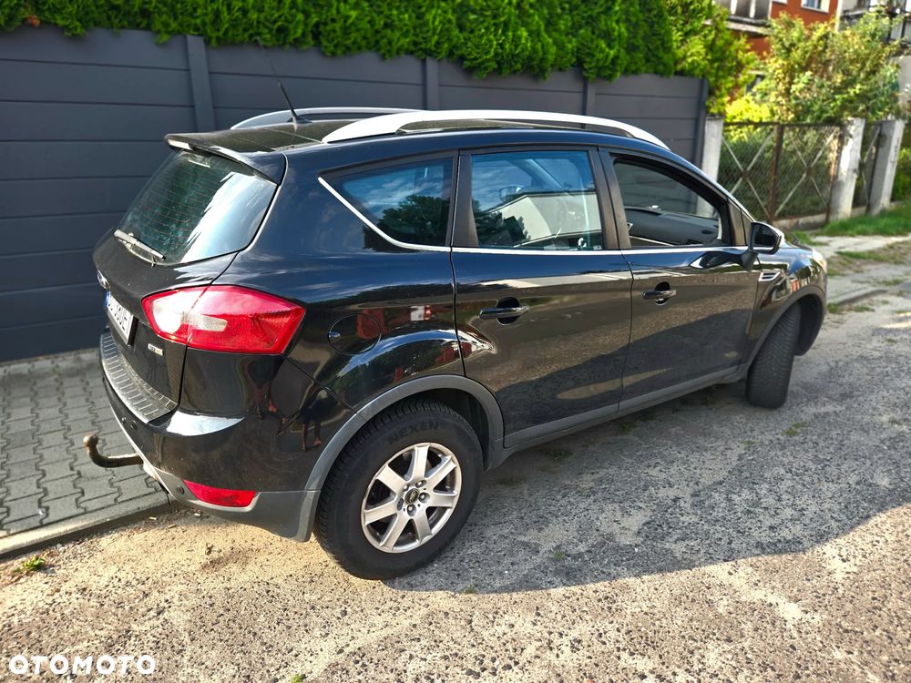 Ford Kuga 2.0 TDCi Titanium FWD - 4