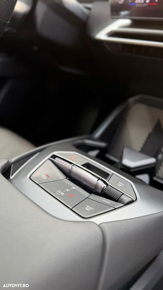 BMW iX3 - 15