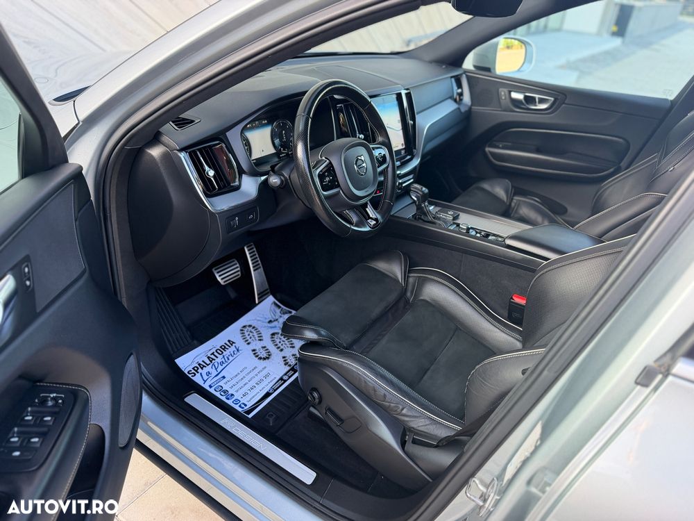 Volvo XC 60 D4 AWD Geartronic RDesign - 6