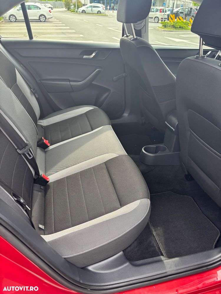 Skoda RAPID 1.2 TSI Ambition - 16