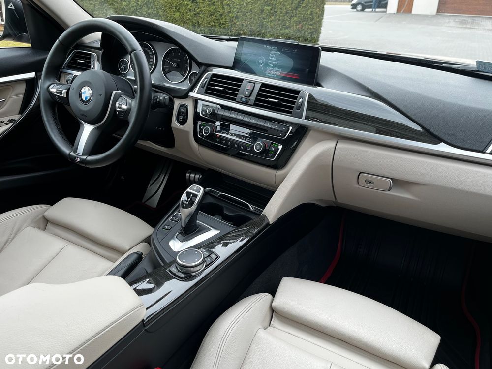 BMW Seria 3 320d xDrive Luxury Line sport - 33