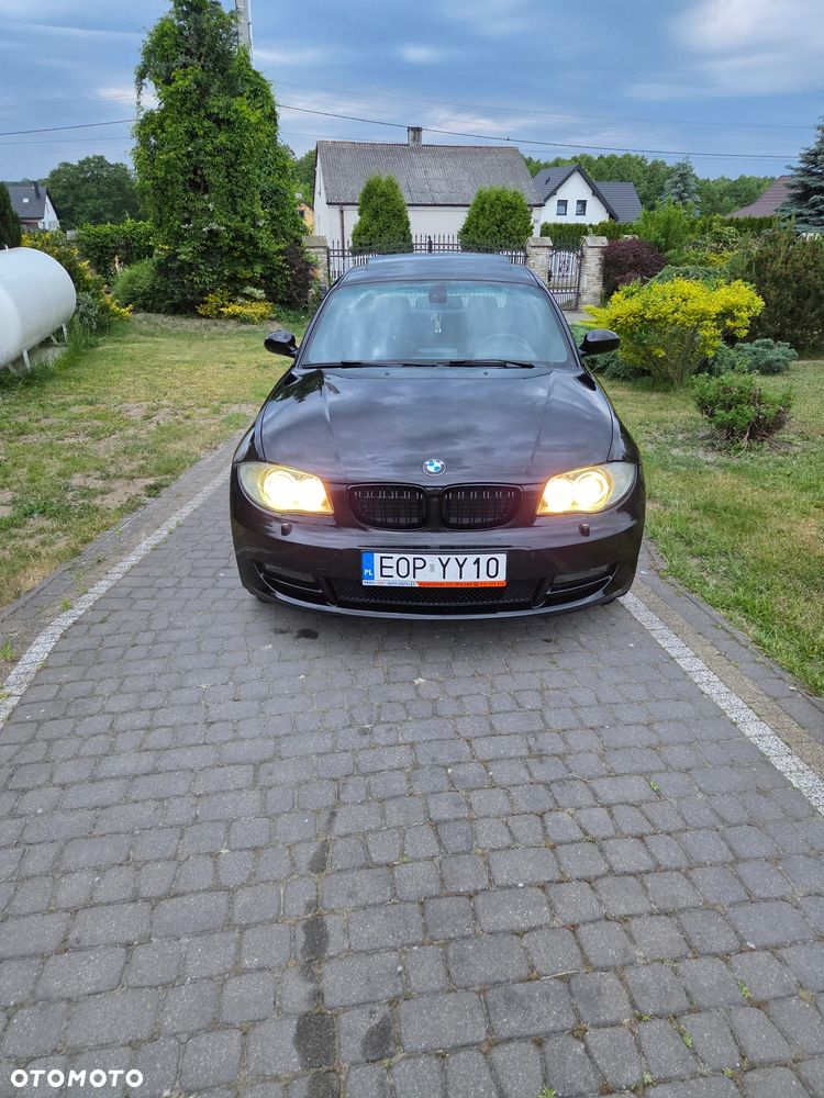 BMW Seria 1 120d Edition Sport - 34
