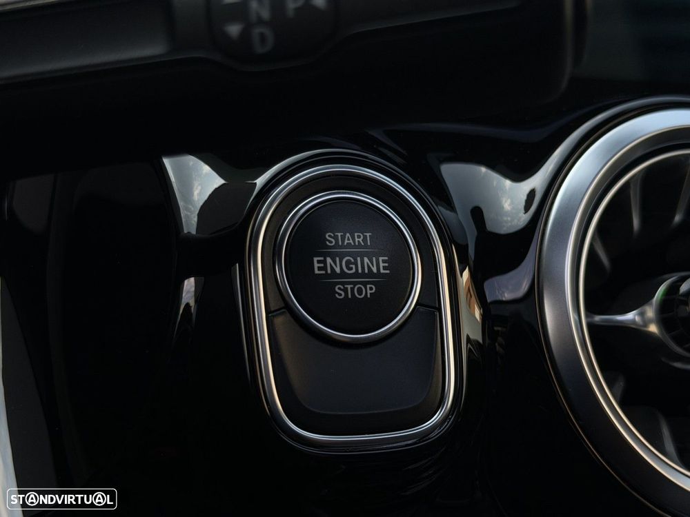 Mercedes-Benz GLA 250 e 8G-DCT AMG Line - 35