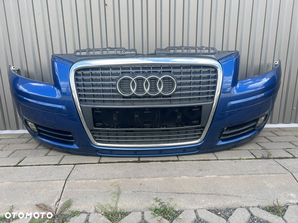 Audi A3 8P Zderzak przód przedni kompletny Duży grill LZ5C 2005-2008r.