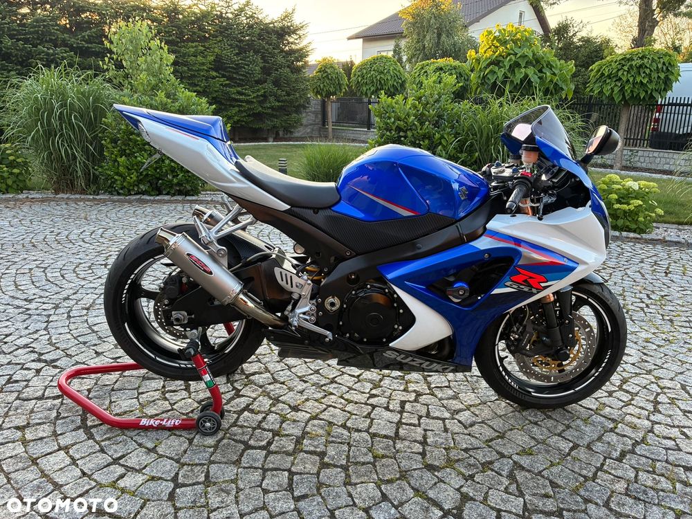 Suzuki GSX-R - 8