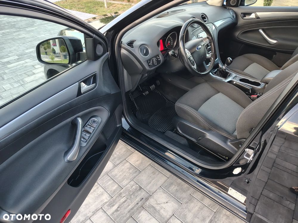 Ford Mondeo 2.0 TDCi Business Edition - 12