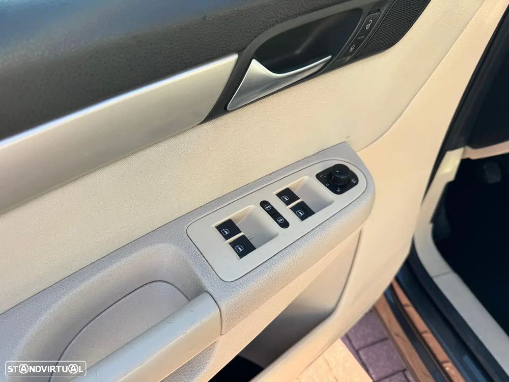 SEAT Alhambra - 22