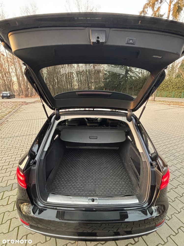 Audi A4 Avant 2.0 TDI S tronic - 8