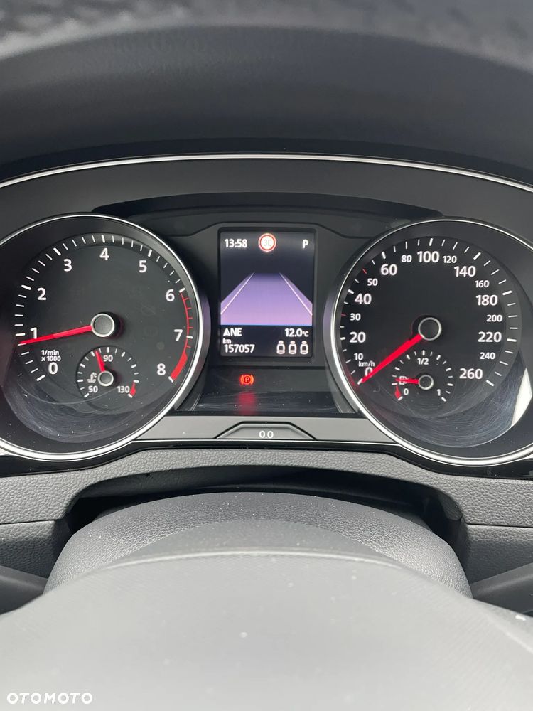 Volkswagen Passat - 8