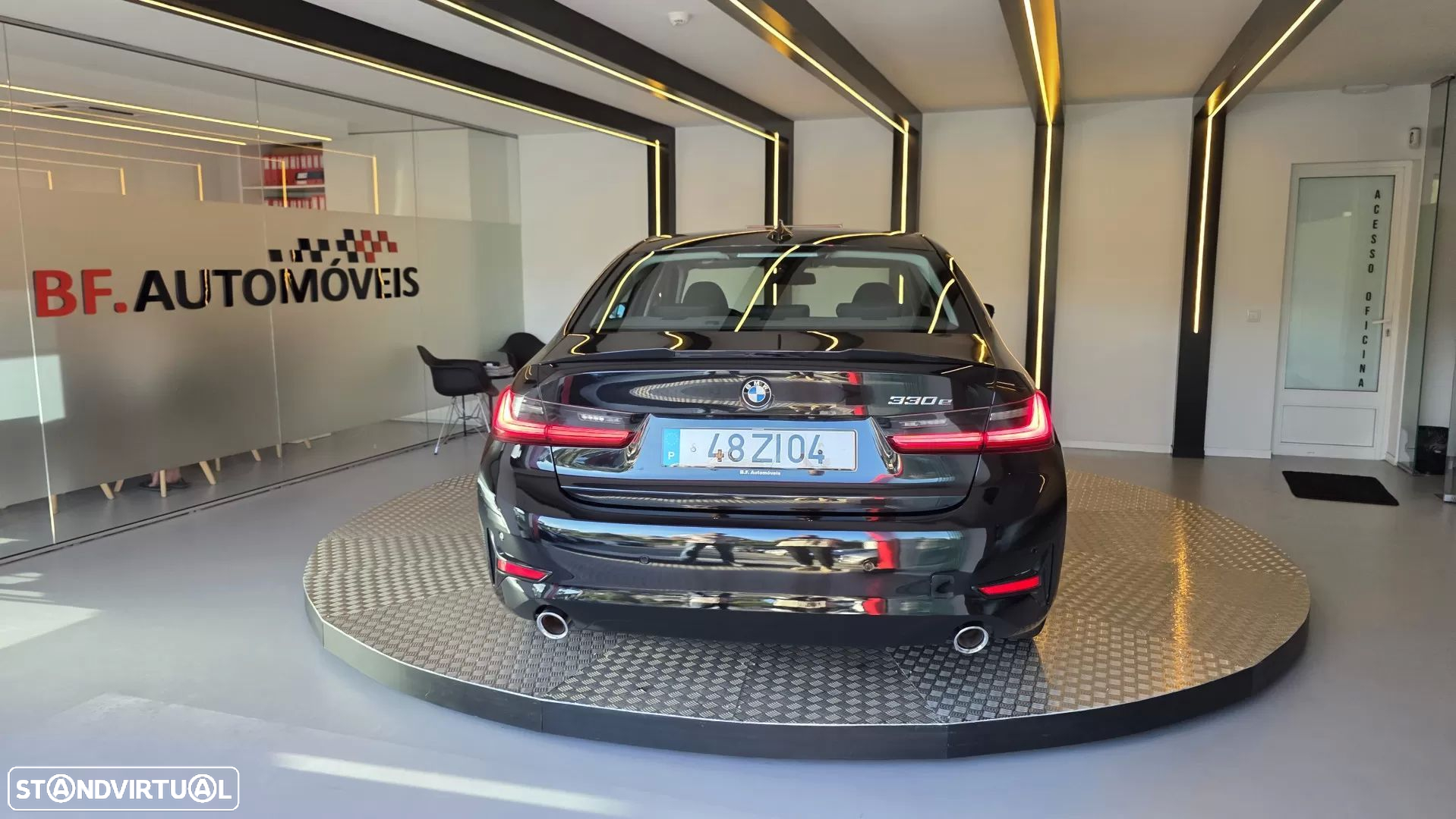BMW 330 e Corporate Edition Auto - 17