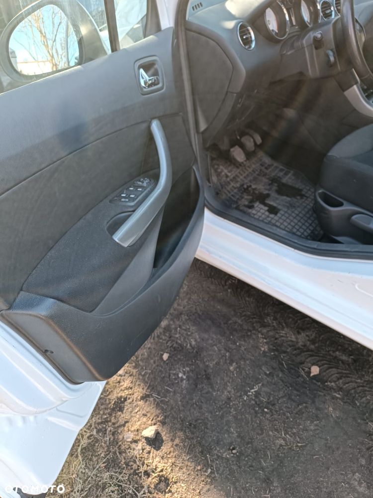 Peugeot 308 1.6 HDi Style - 11