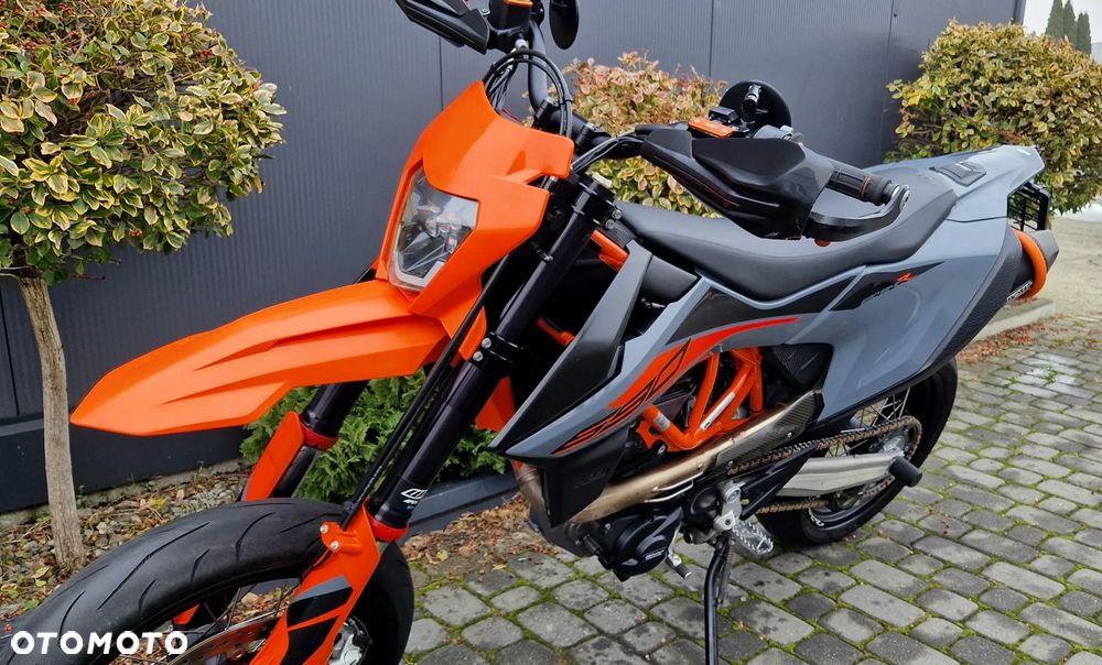 KTM SMC - 24