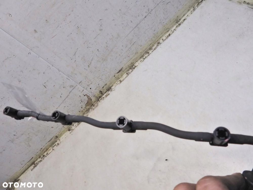 PRZEWÓD PRZELEWOWY PALIWA RENAULT LAGUNA III 2.0 DCI - 6