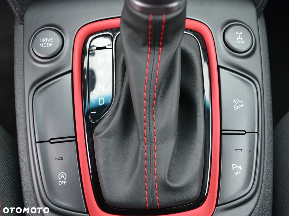 Hyundai Kona 1.6 T-GDI Premium 4WD DCT - 13