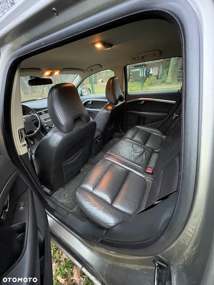 Volvo V70 2.0D Summum - 18