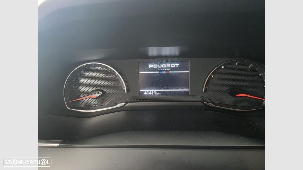 Peugeot 208 1.2 PureTech Active - 13