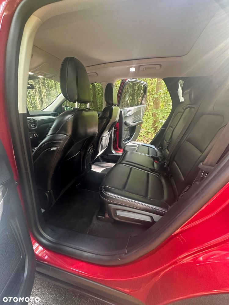 Ford Kuga - 14