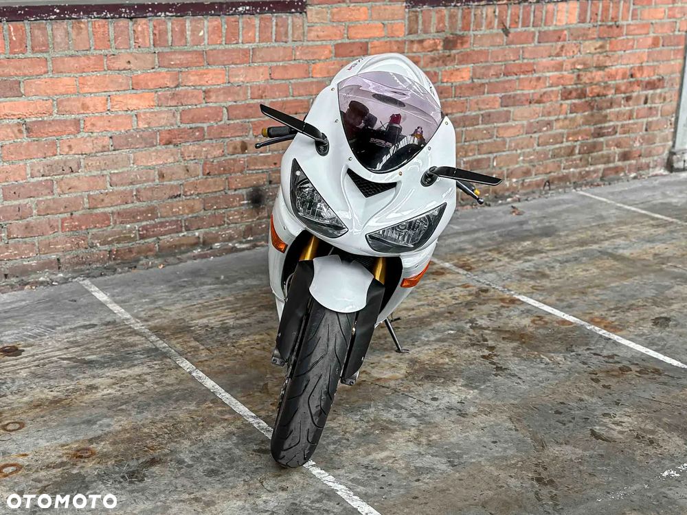 Kawasaki ZXR - 5