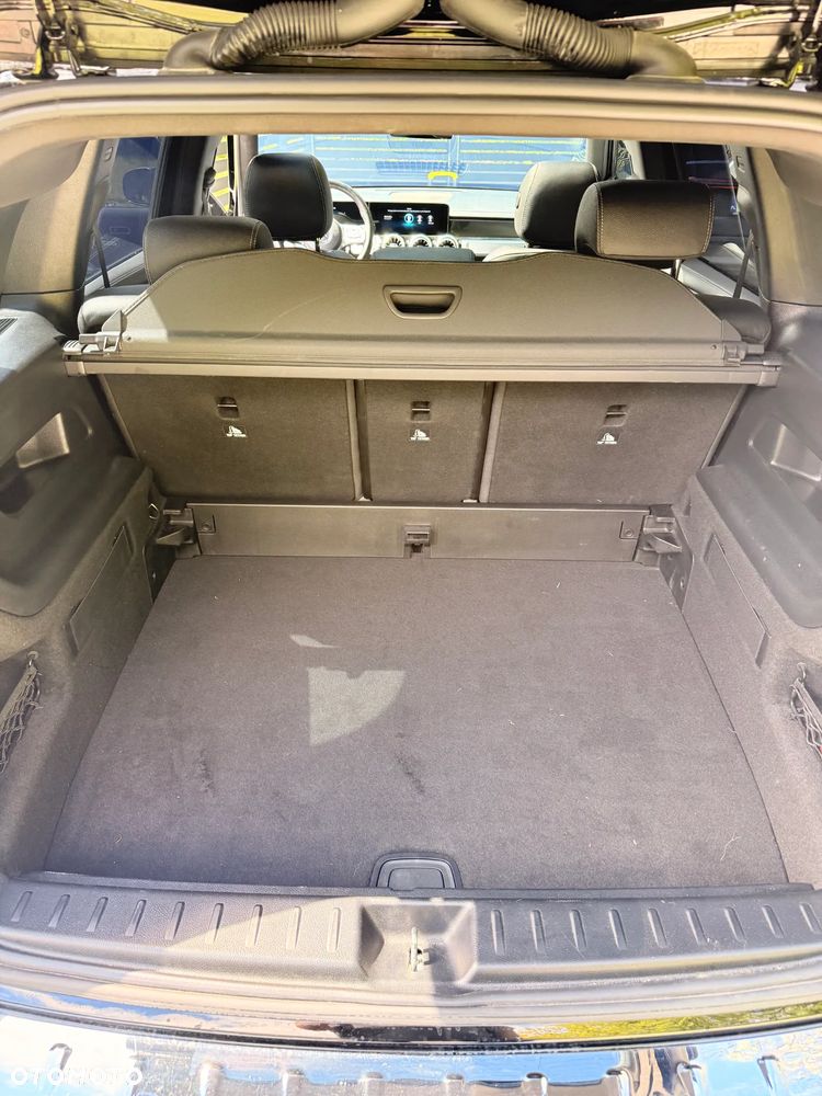 Mercedes-Benz GLB - 17