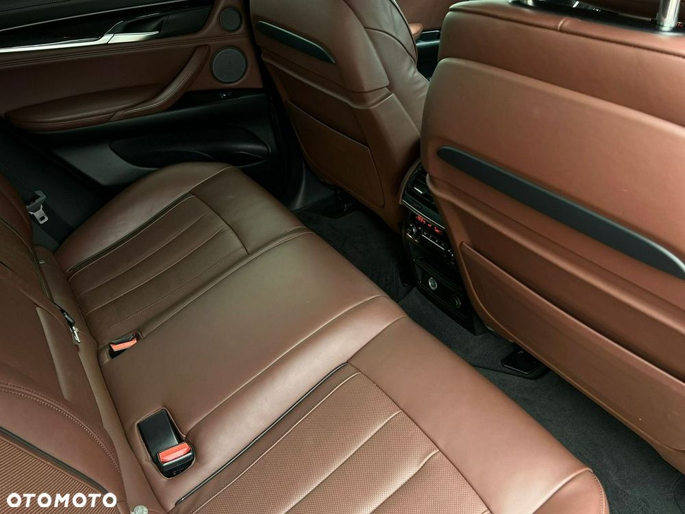 BMW X6M - 16
