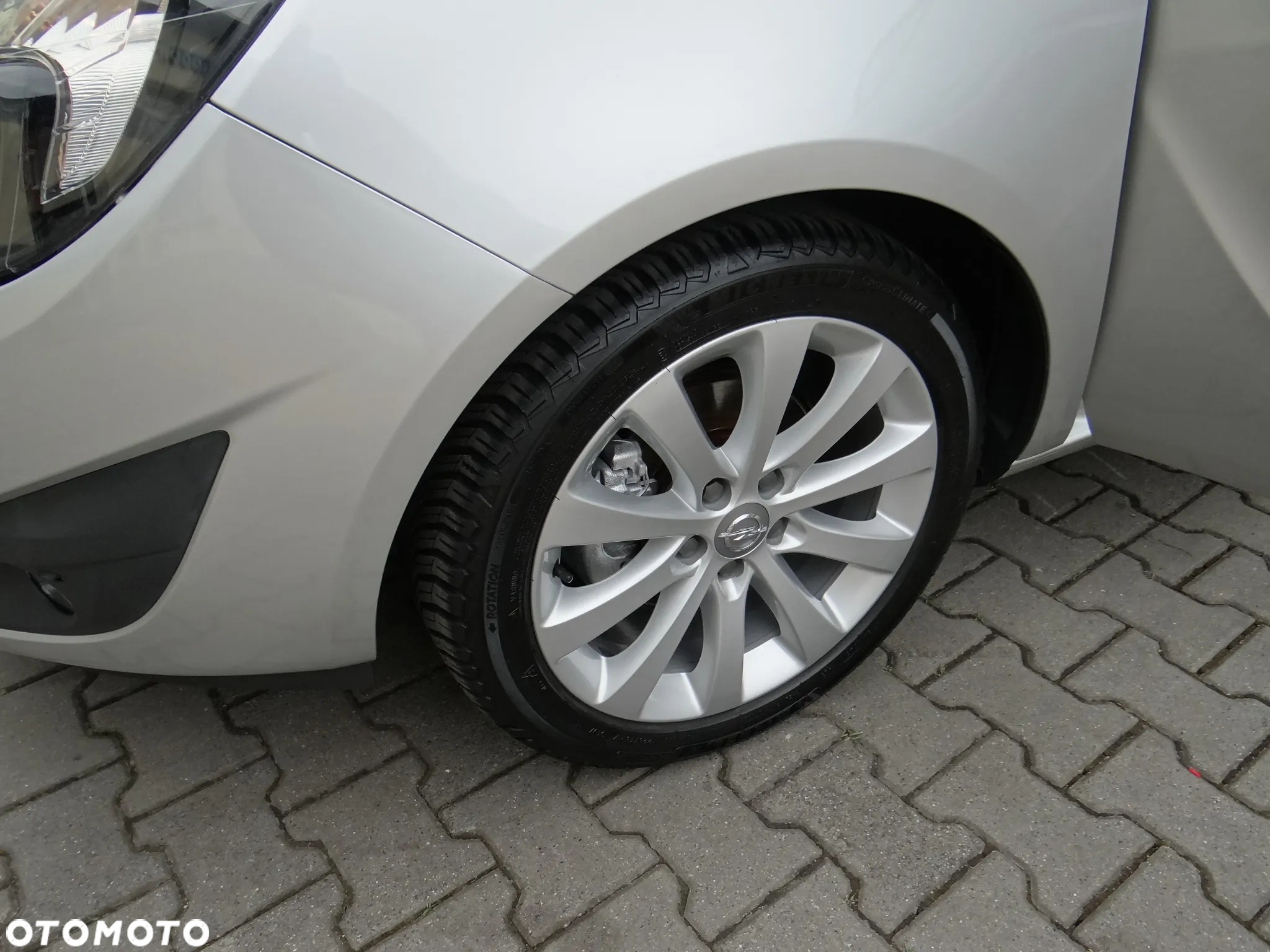 Opel Meriva 1.4 T Cosmo - 12