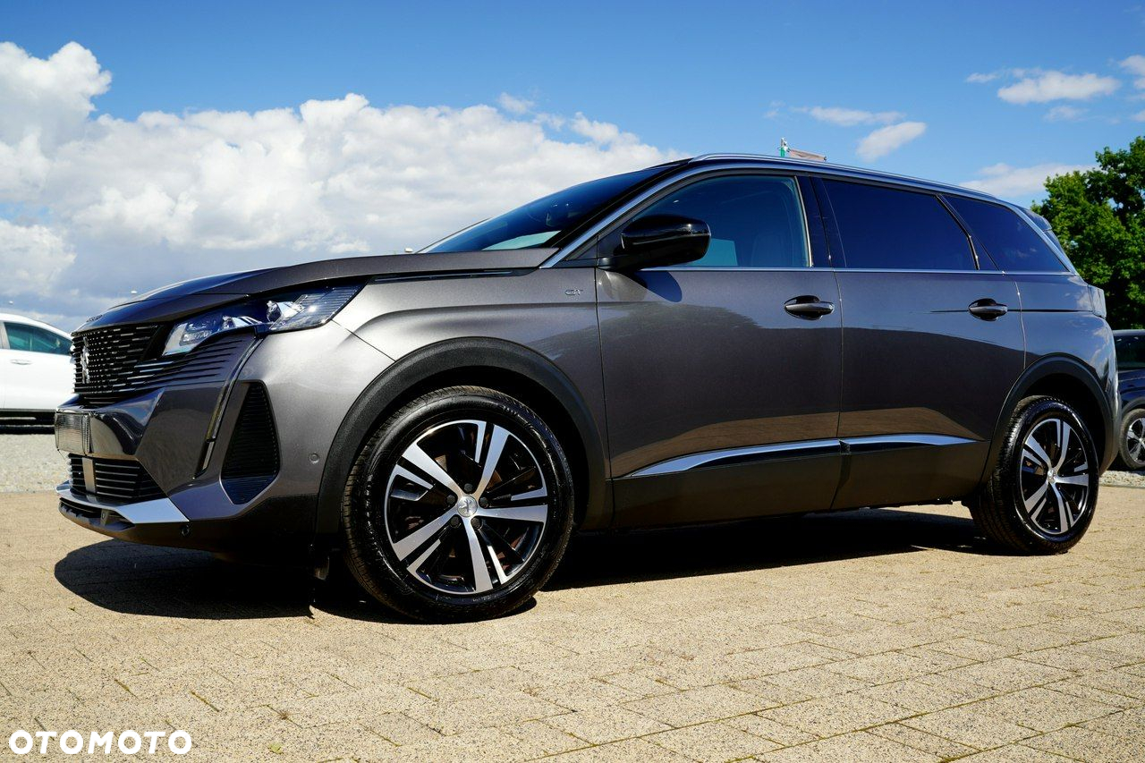 Peugeot 5008 - 5