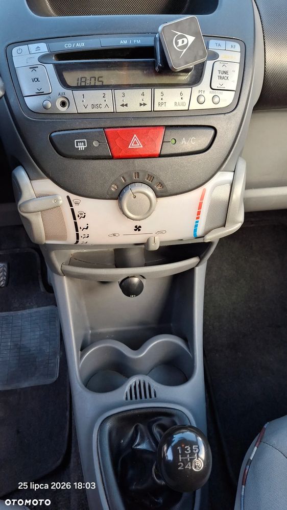Peugeot 107 1.0 Trendy - 11