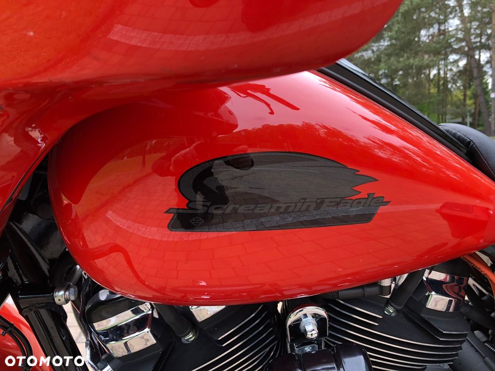 Harley-Davidson Touring Street Glide - 15