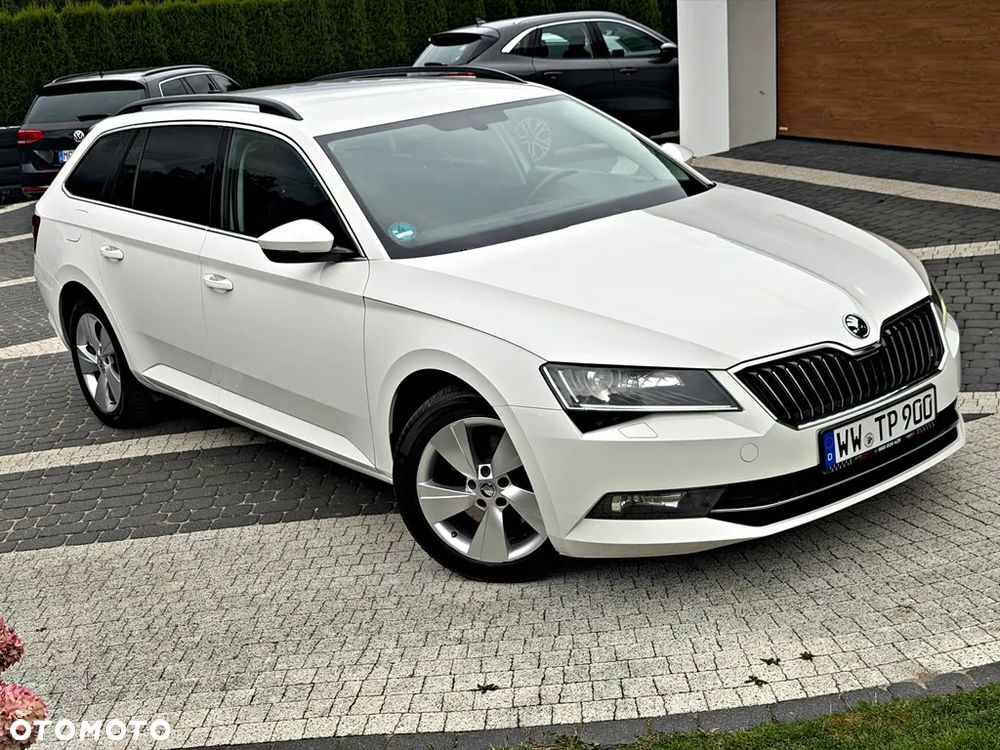 Skoda Superb 2.0 TDI DSG Style - 6