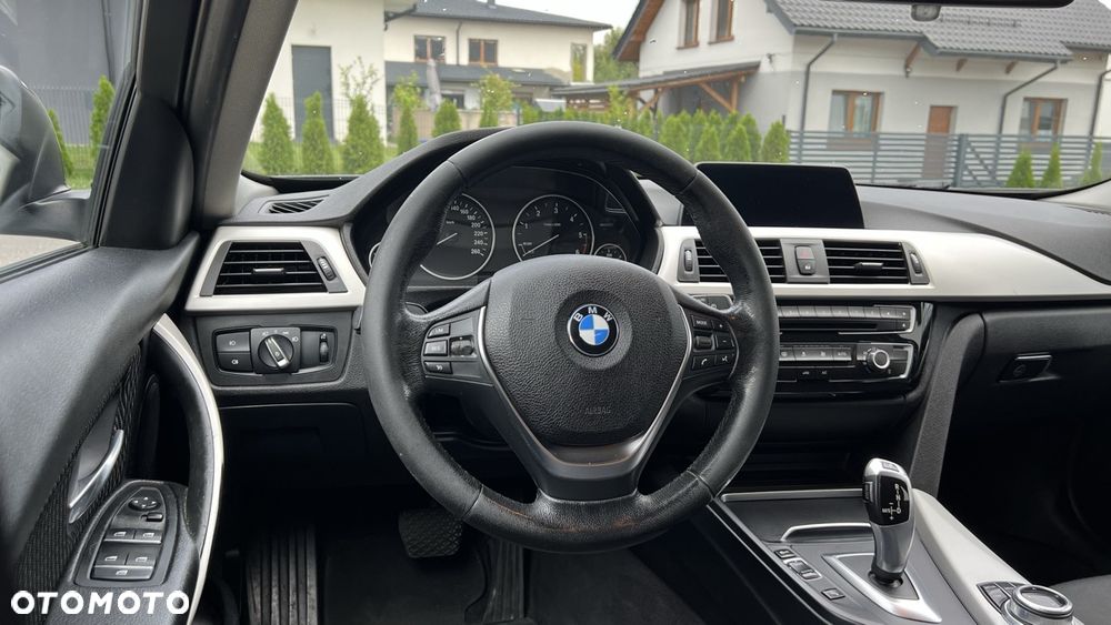 BMW Seria 3 318d Advantage - 11