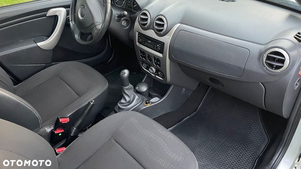 Dacia Sandero 1.6 Laureate - 21