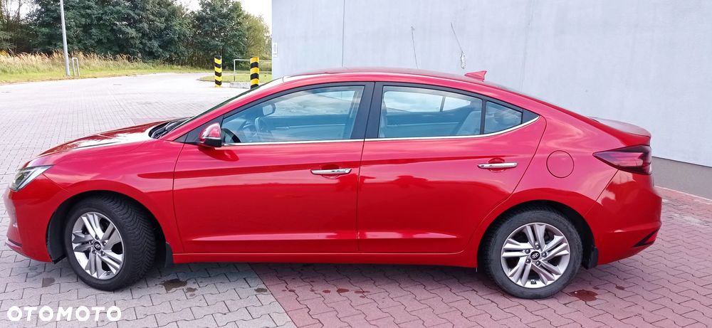 Hyundai Elantra 1.6 Comfort - 7