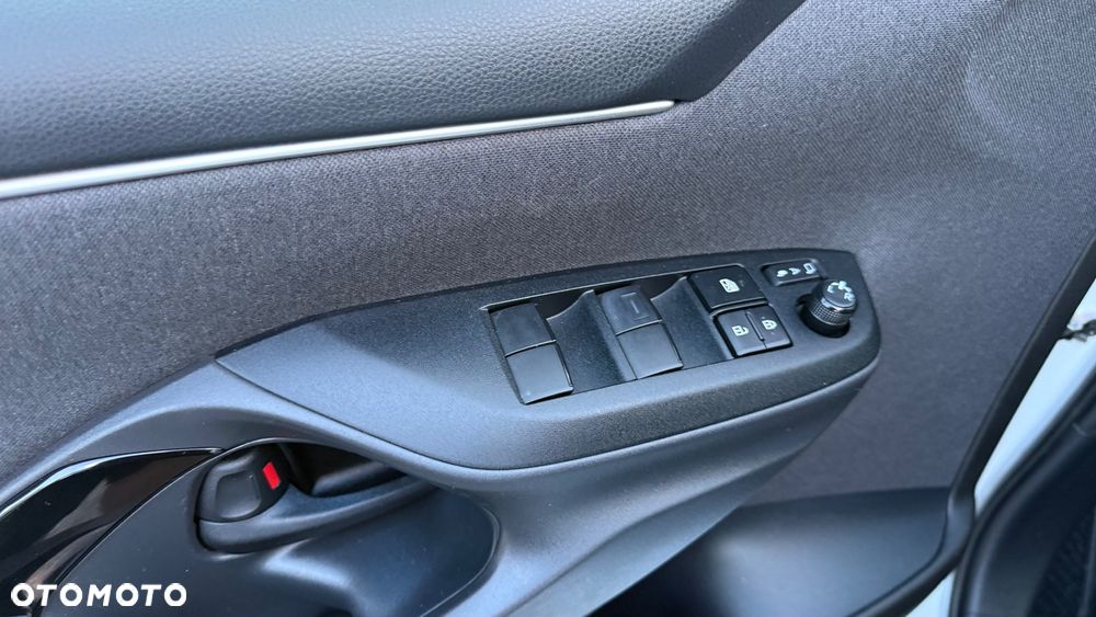Toyota Yaris Hybrid 1.5 Selection Style - 24