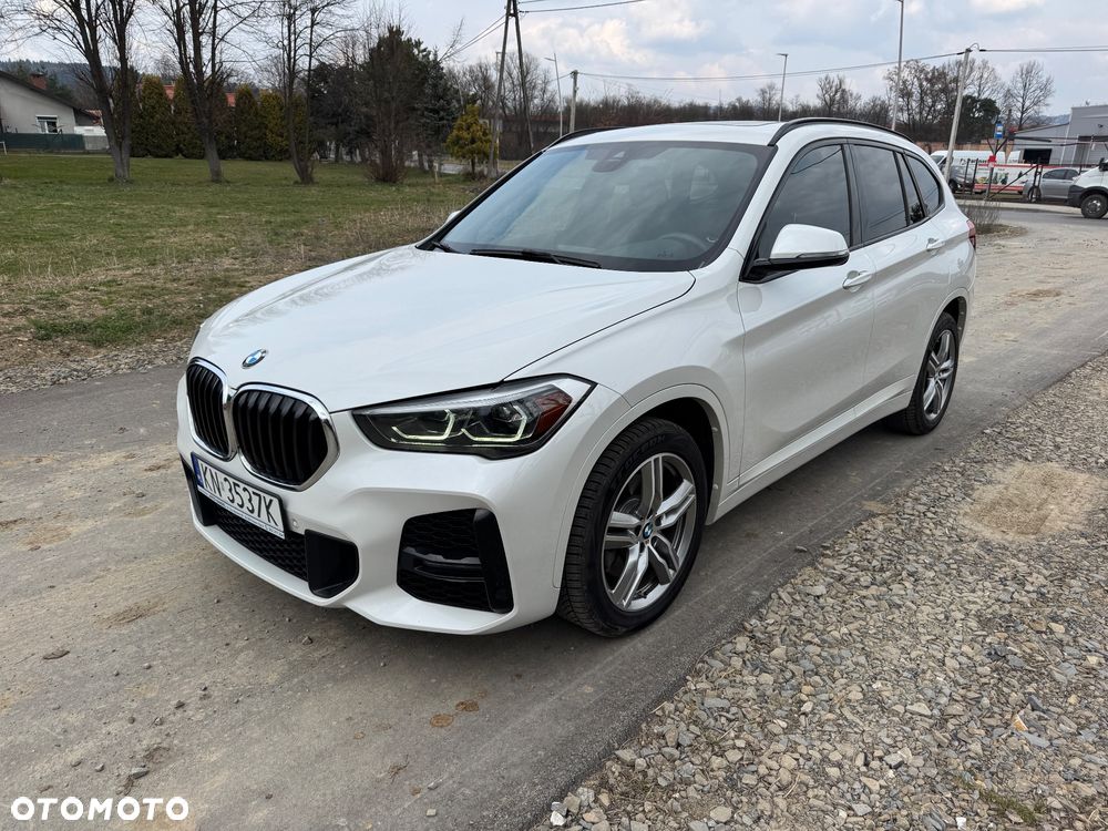 BMW X1 xDrive28i Sport Line - 1