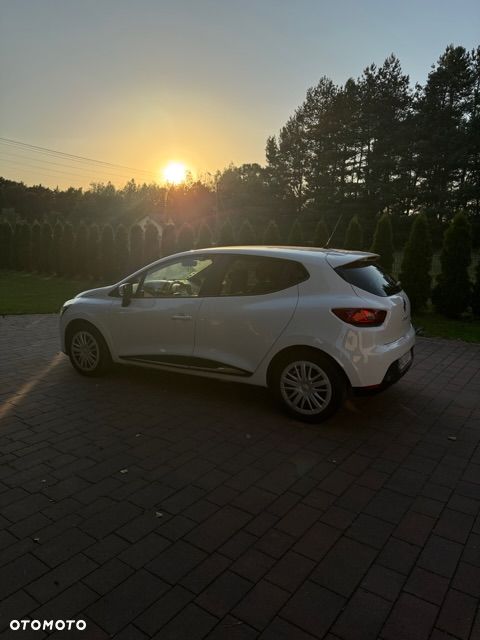 Renault Clio Energy dCi 75 Business - 12