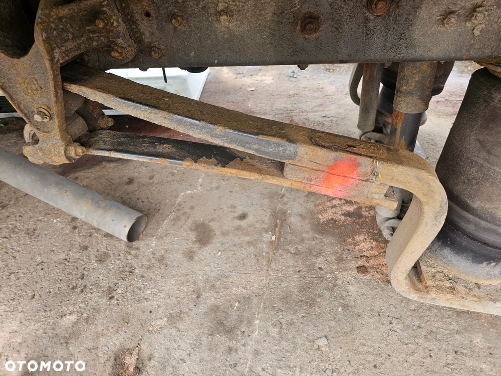 PÓŁRESOR RESOR PRAWY LEWY 7,5 cm DAF LF 45 FELGI 17,5 - 2