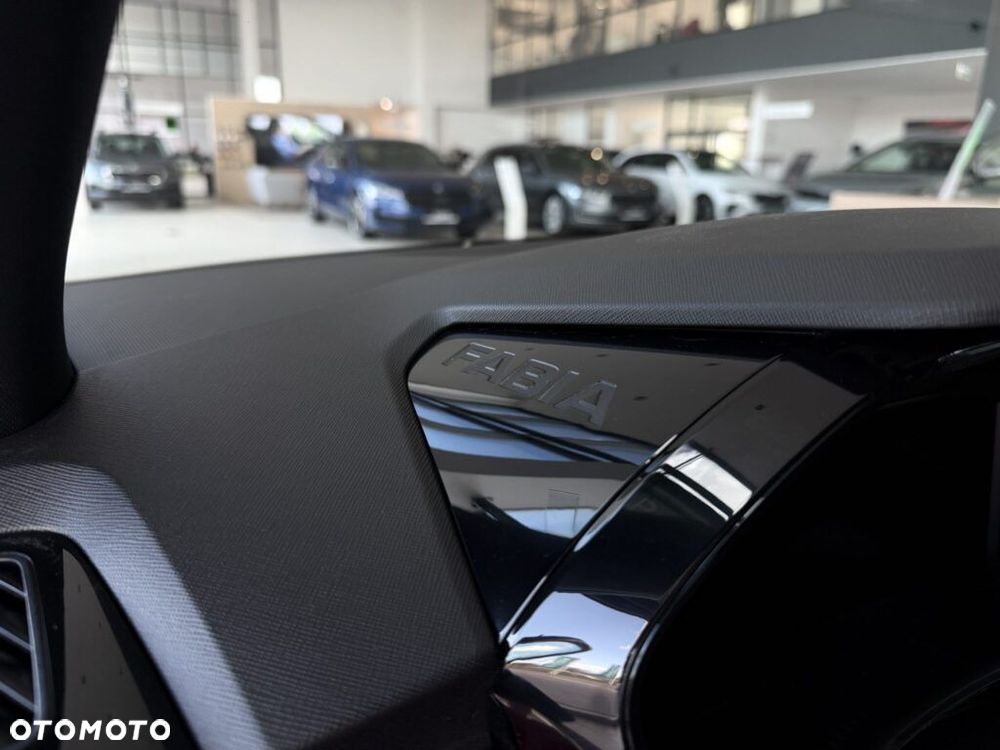 Skoda Fabia 1.0 TSI Monte Carlo - 20