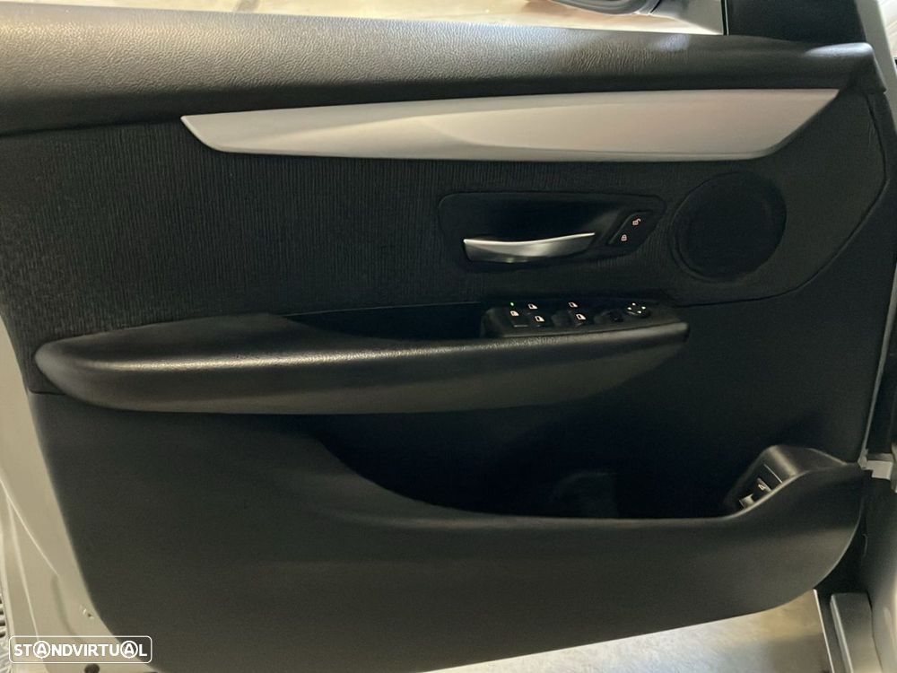 BMW 216 Active Tourer - 19