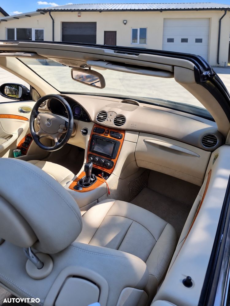 Mercedes-Benz CLK - 10