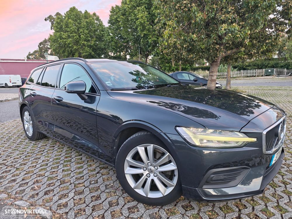 Volvo V60 2.0 D3 Momentum - 5