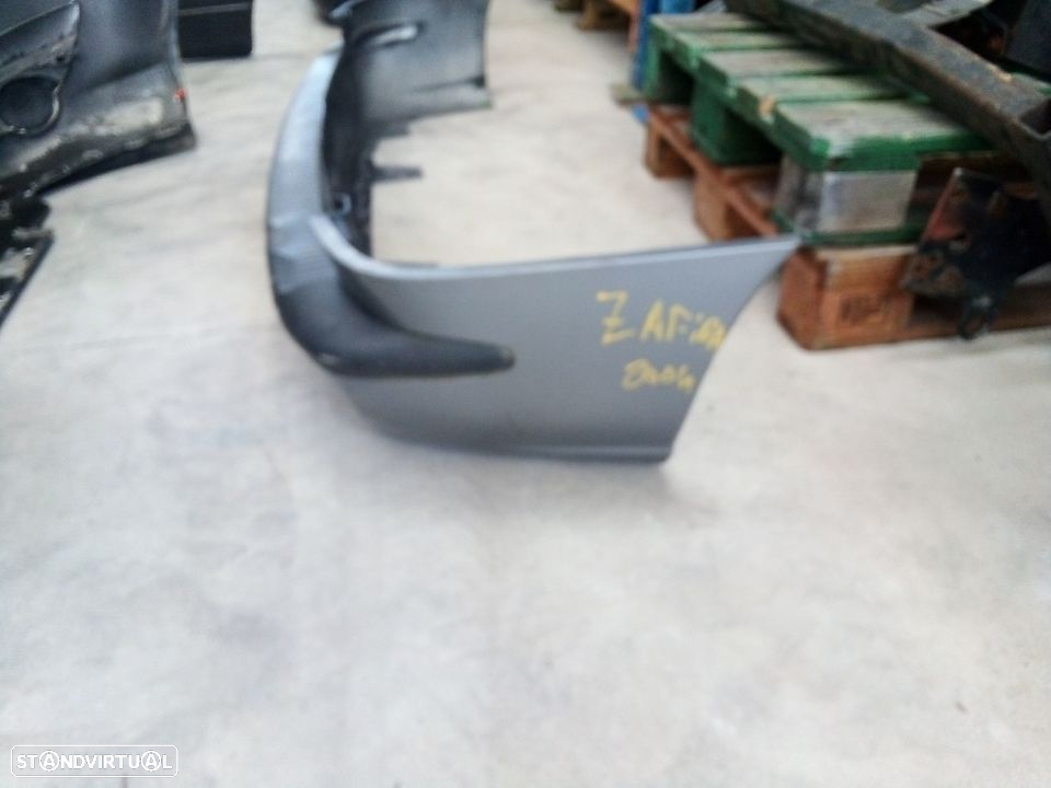 Para choques traseiro Opel Zafira 2004 - 3