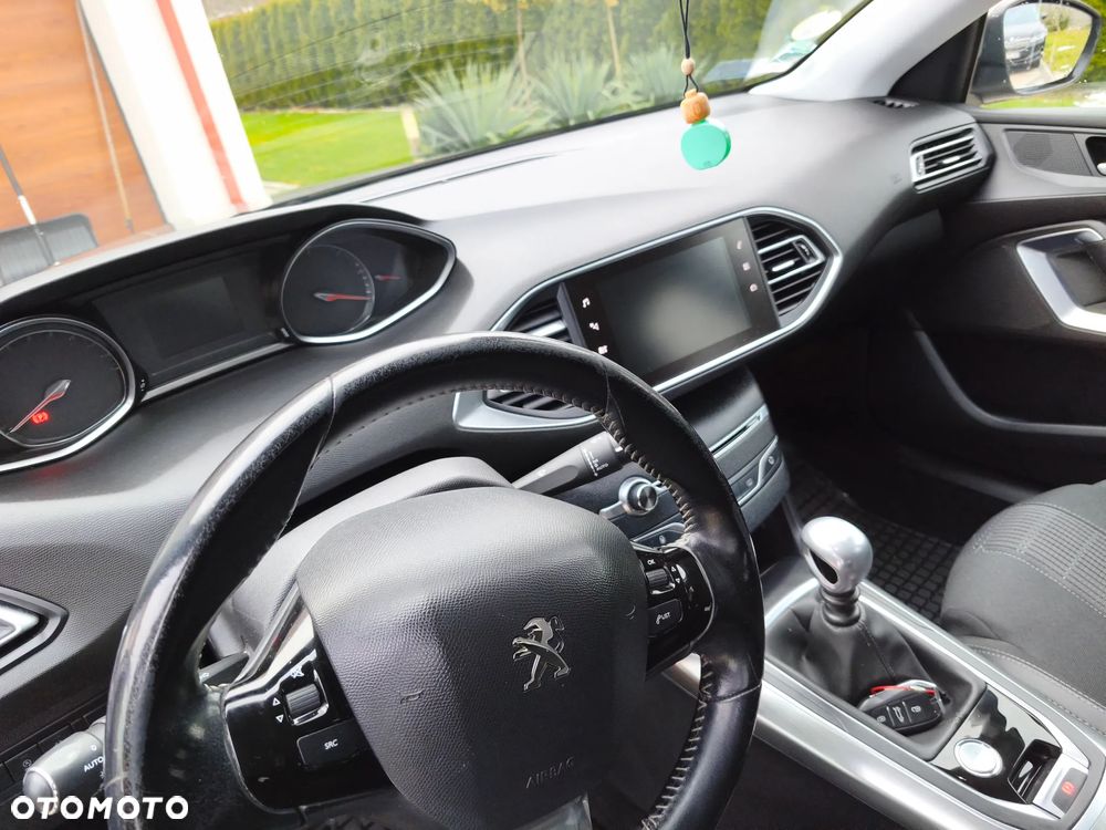 Peugeot 308 BlueHDi FAP 130 Stop & Start Allure Pack - 10