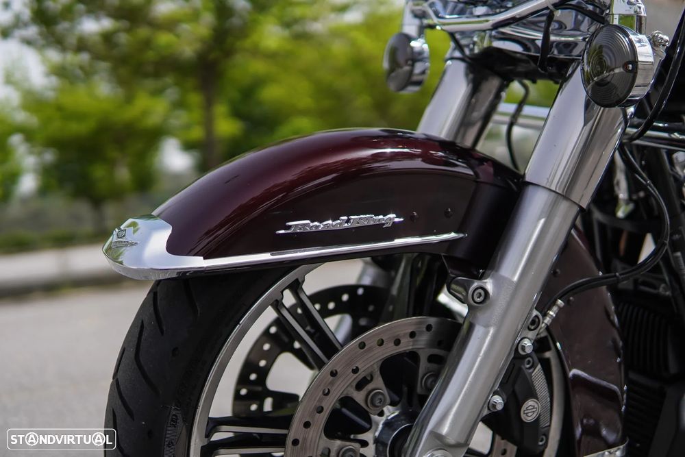 Harley-Davidson Road King Classic - 12
